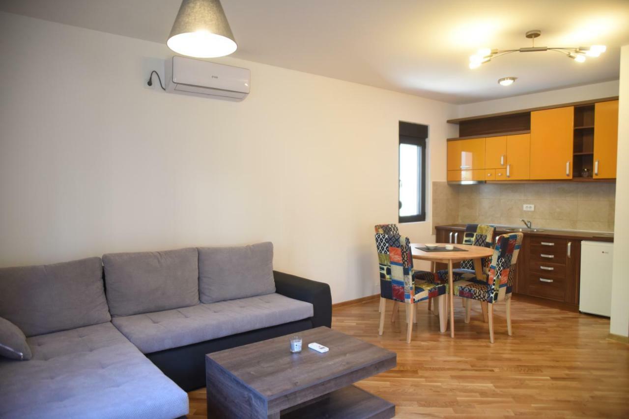 Apartmani Sunny Side Vrnjačka Banja Buitenkant foto